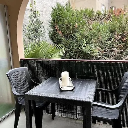 Joli Avec Parking Prive Apartment *