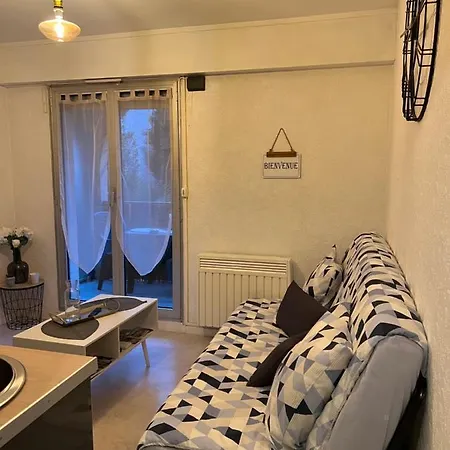 Lejlighed Joli Avec Parking Prive Moulins (Allier)