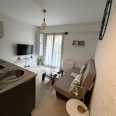 Joli Avec Parking Prive Lejlighed Moulins (Allier)